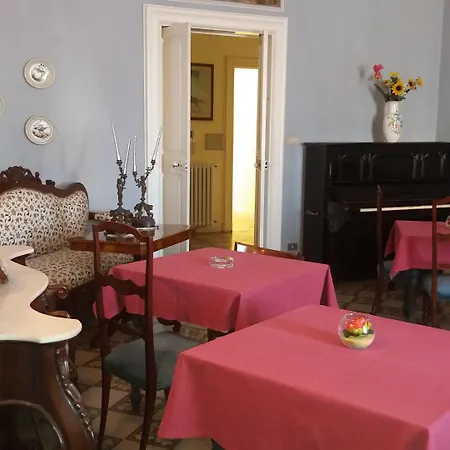 Antico Palazzo Spinola 4* Gallipolli