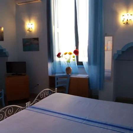 Antico Palazzo Spinola غالّيبولي