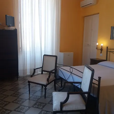 Antico Palazzo Spinola Oda ve Kahvaltı 4*