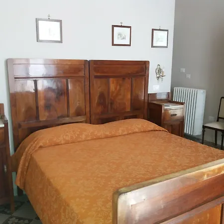 Antico Palazzo Spinola Alojamento de Acomodação e Pequeno-almoço Gallipoli