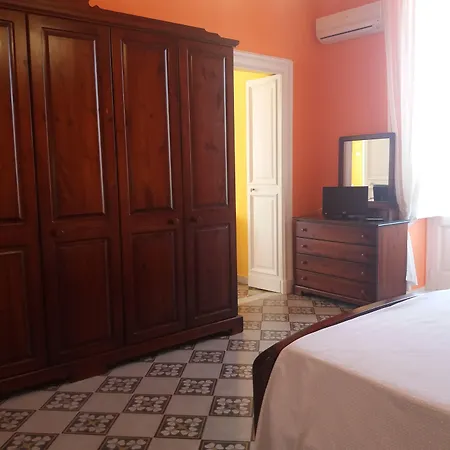 Alojamento de Acomodação e Pequeno-almoço Antico Palazzo Spinola Gallipoli