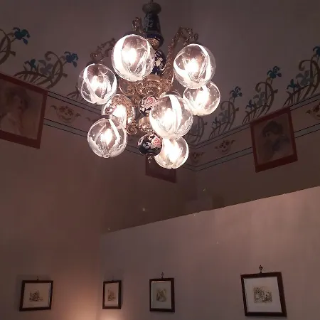 Antico Palazzo Spinola Bed & Breakfast 3*