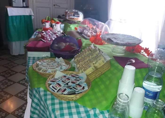 Nocleg ze śniadaniem Antico Palazzo Spinola 4*